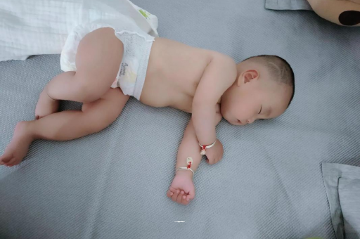 南充宝宝积食发烧怎么处理